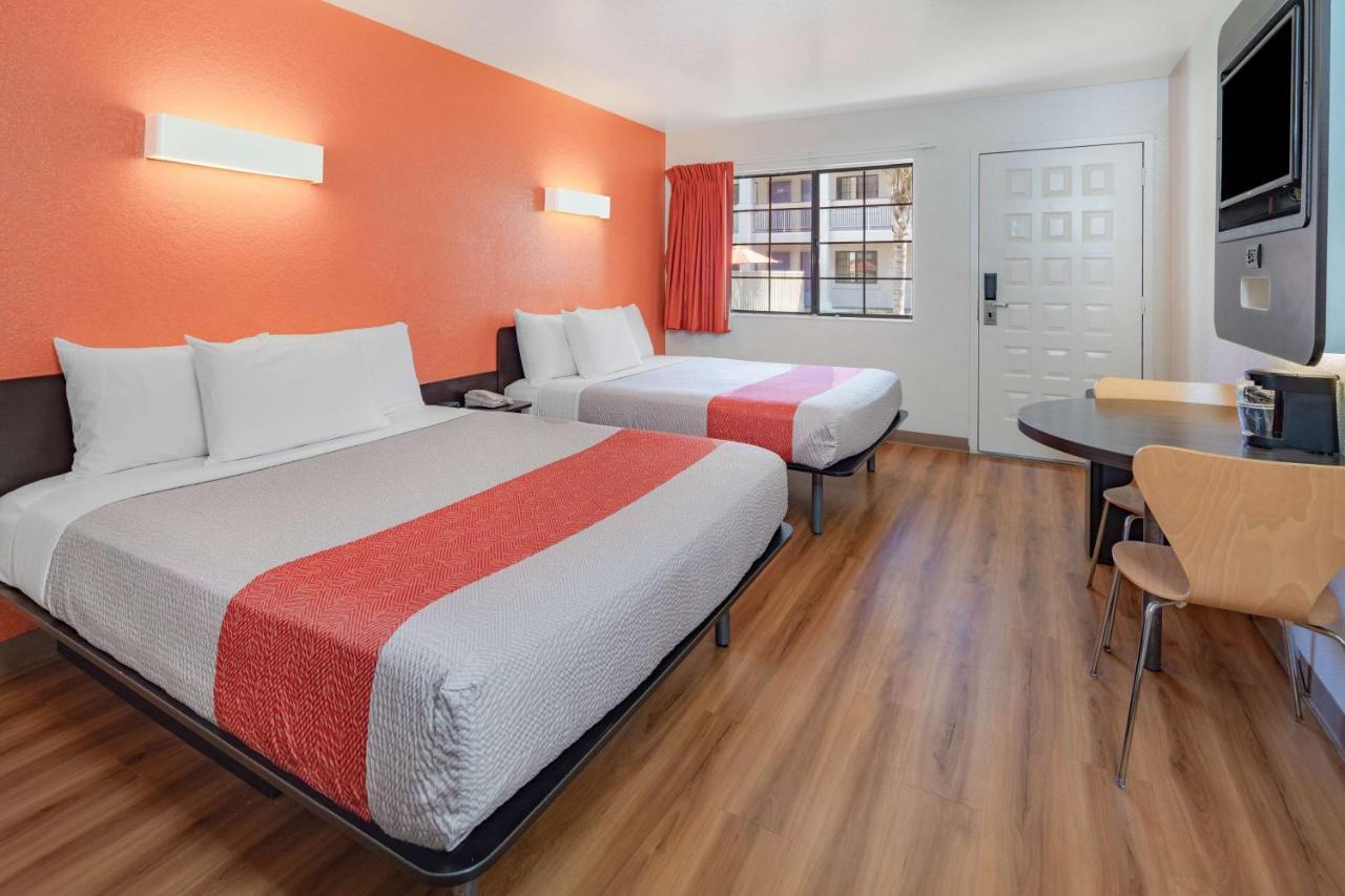 Motel 6-Thousand Oaks, Ca Newbury Park Eksteriør bilde