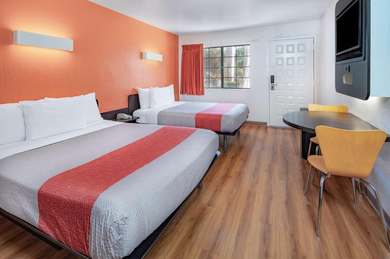 Motel 6-Thousand Oaks, Ca Newbury Park Eksteriør bilde